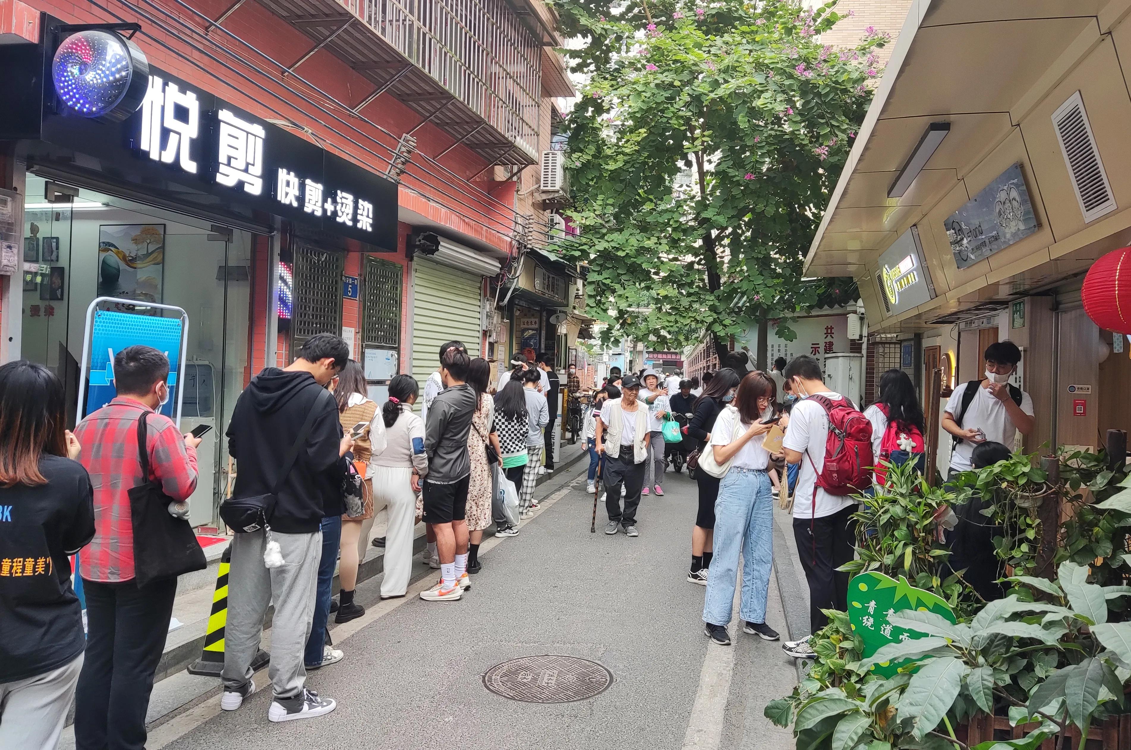 最新暴利地摊产品揭秘，小巷中的隐藏宝藏